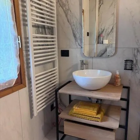 Vene - Stresa Apartmán *