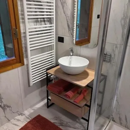 Vene - Stresa Apartmán *